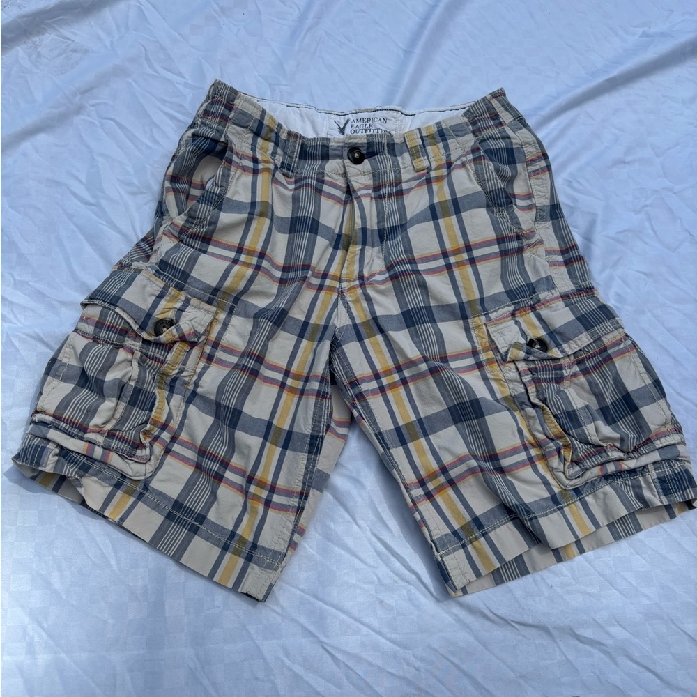American Eagle Shorts Mens  30 Beige Blue Red Plaid Y2K Cargo Preppy Outfitters